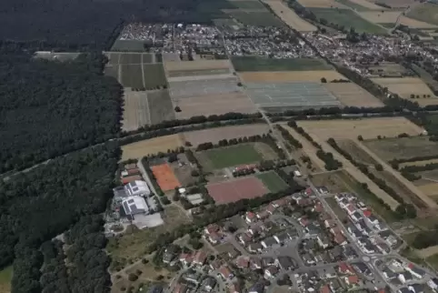 Viele nutzen verbotenerweise den Wirtschaftsweg zwischen Lingenfeld und Westheim.