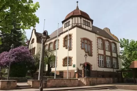 Dass das denkmalgeschützte Gebäude in Kirchheim weiterhin als Schule genutzt werden kann, zeichnet sich als sehr unwahrscheinlic