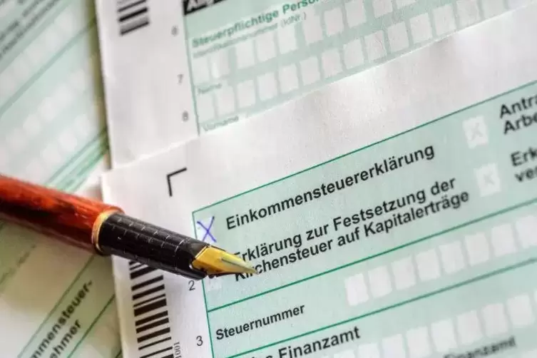 Die Steuerberaterkammer Rheinland-Pfalz fordert Verbesserungen in der Ausbildung von Steuerfachangestellten.