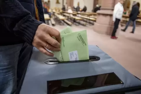 In der Marienkirche konnten im Anschluss an den Gottesdienst die Wahlzettel in die Urne eingeworden werden.