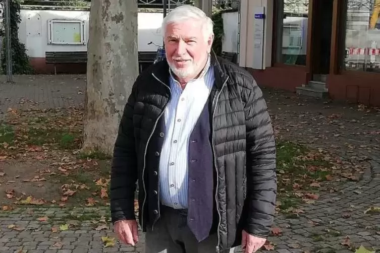 T&auml;glich ist der Ortsvorsteher im Dorf unterwegs.