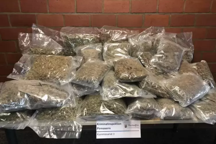 26 Kilogramm Marihuana-Blüten hatte die Polize in Frankreich sichergestellt.