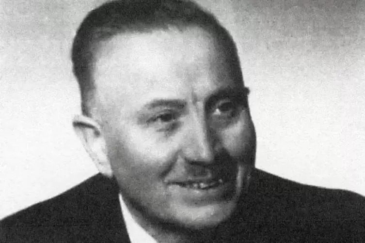 Adolf Müller.