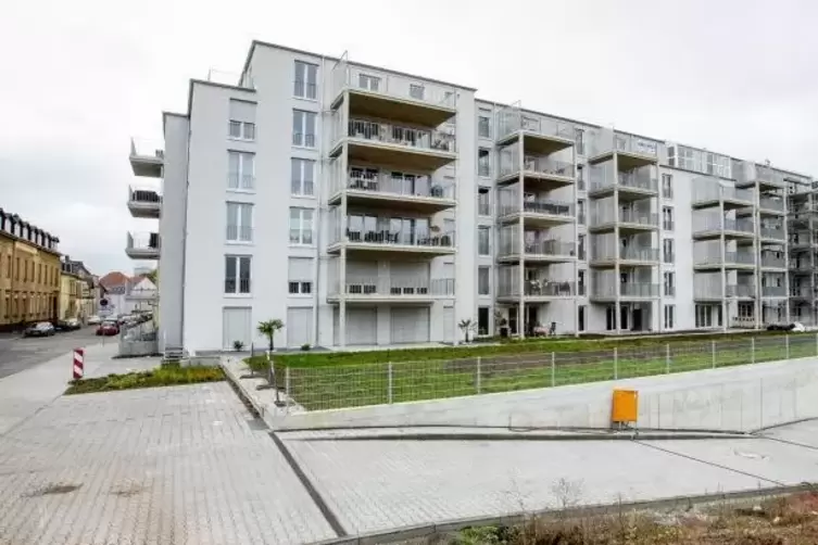 In der Pfaffstraße sind 68 neue Wohnungen entstanden. Der Kaufpreis pro Quadratmeter liegt zwischen 2300 und 2900 Euro.