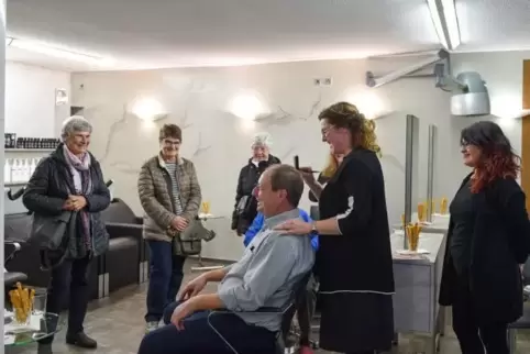 Als Tatjana Schwarz-Kehr mit gerade mal 20 Jahren die Meisterprüfung ablegte, war die Nachfolge im Friseursalon Zimmer gesichert