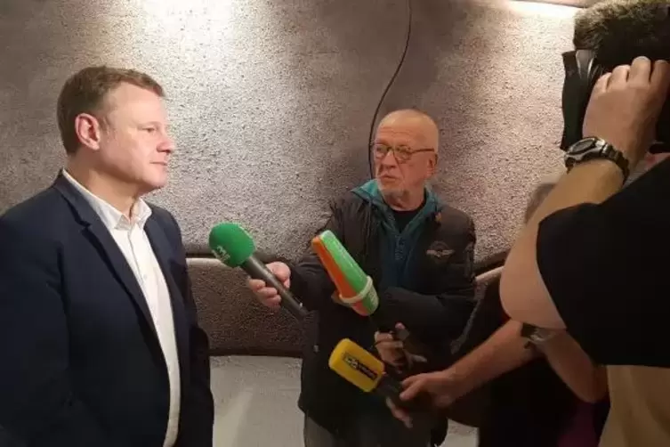 Ist vom Auftakt des Untersuchungsausschusses Missbrauchsverdacht am Uniklinikum sichtlich entt&auml;uscht: Obmann J&uuml;rgen Renner (SPD)