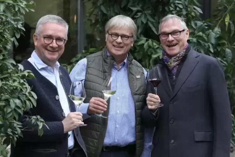 Kennen sich seit vielen Jahren (von links): Hansjörg Rebholz, Karl-Heinz Wehrheim und Hans Erich Dausch.
