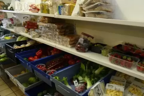 Gut bestückt ist die Ausgabe der Tafel in Lauterecken – hier ein Bild vom Februar 2018.