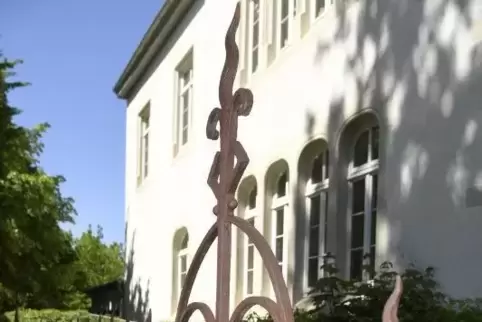 Soll nach Vorstellung der Politiker erweitert werden: die Grundschule in Flomersheim.