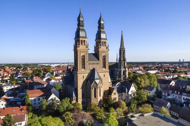 gedaechtniskirche_und_st_joseph_speyer_lenz.JPG