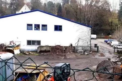 Ein Investor trägt sich mit dem Gedanken, auf dem Bauhofgelände ein Seniorenwohnheim zu errichten.