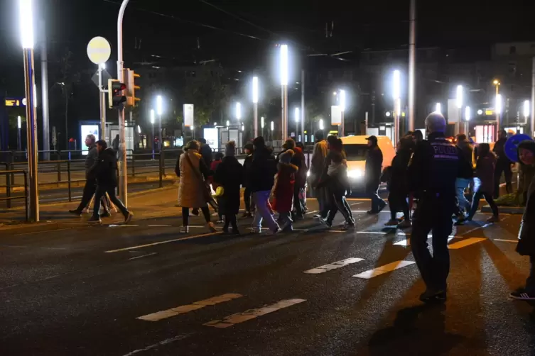 Mannheim_Neckarpromenade_Einsatz_2019_11_24_-02-_PRIEBE.jpg