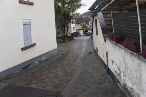 Die Engstelle in der unteren Schweiäckerstraße war ein Knackpunkt beim Ausbau, der nun abgeschlossen ist. An der engsten Stelle 