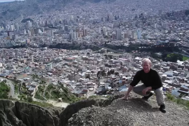 Thomas Bauer vor der Millionenmetropole La Paz.