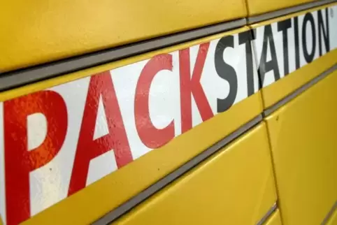 An der Packstation kann man rund um die Uhr Pakete abholen und verschicken. 
