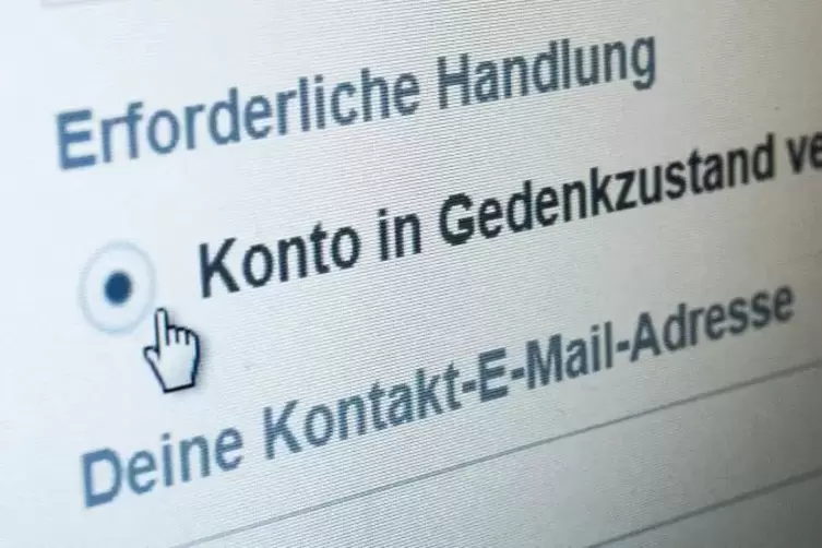 Facebook-Nutzer k&ouml;nnen einen Nachlass-Kontakt bestimmen. Er oder sie haben das Recht, ein Konto nach dem Tod des Inhabers zu l&ouml;s