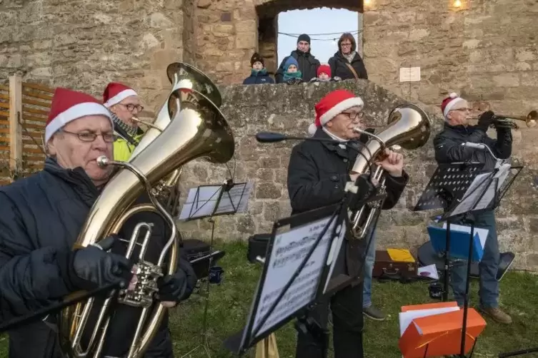 Die Ostertaler Musikanten spielten.