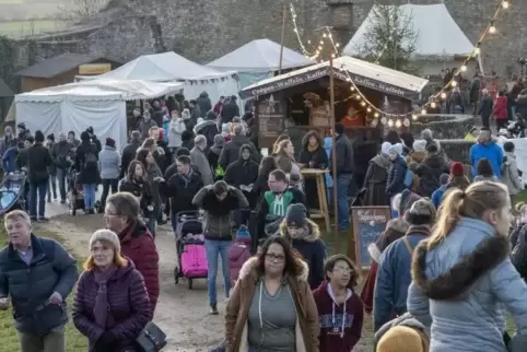 Knapp 3500 Besucher waren allein am Samstag auf der Burg, etwa 2500 am Sonntag.
