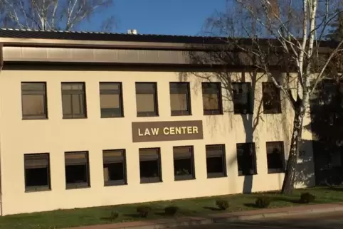Bei der Anhörung im Law Center auf der Air Base Ramstein brachte die Verteidigung ein, dass der tödlich verunglückte 17-Jährige 