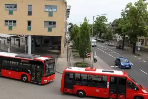Am Samstag kostenlos: Einstieg in die Stadtbusse.