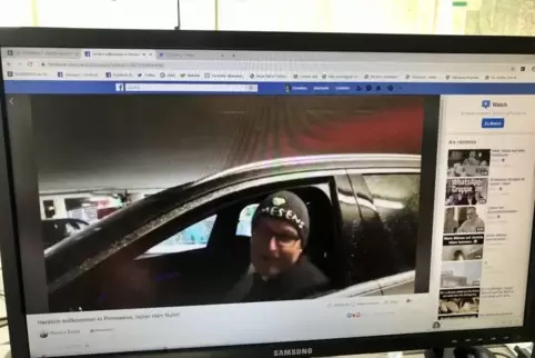 Mit einem Video hat OB Markus Zwick den Kabarettisten Dieter Nuhr eingeladen.