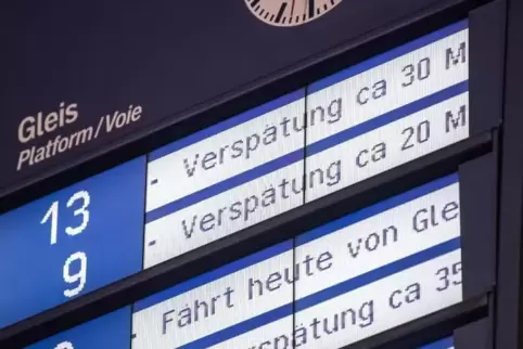 Viele Verspätungen, Ausfälle und sonstige Störungen gab es ab Freitagmorgen zwischen Frankfurt und Mannheim. 