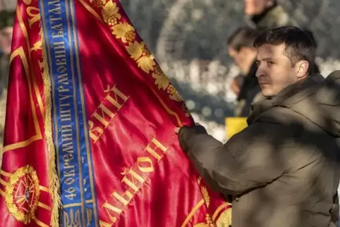 Der erst seit Mai regierende ukrainische Präsident Wolodymyr Zelenskyi will Fortschritte im Verhältnis zu Moskau. Aber zu große 