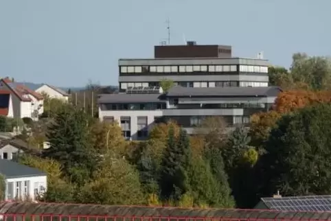 Wie es mit dem Kreisverwaltungsgebäude weitergeht, wird sich erst 2020 klären. Daher sind im Haushaltsentwurf noch keine Ausgabe