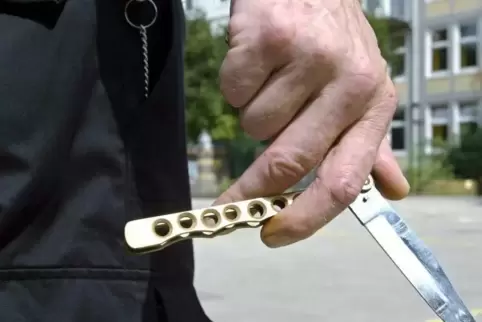 In Mainz stoppte ein Mann mutig einen Messerstecher.