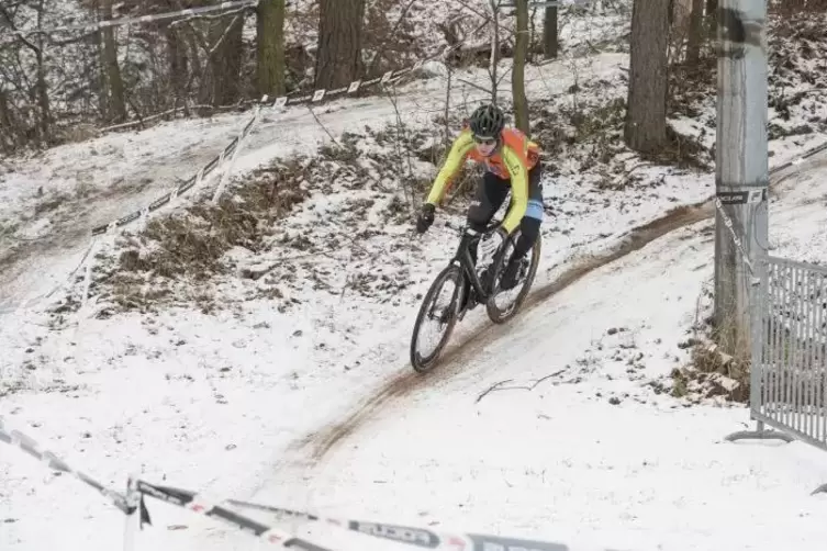Ganz so kalt wie 2017 bei der Radcross-Meisterschaft in Queidersbach wird es am Samstag wohl nicht werden, aber voraussichtlich 