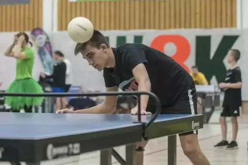 Spielt mit Köpfchen: Der 15-jährige Julian Renner.