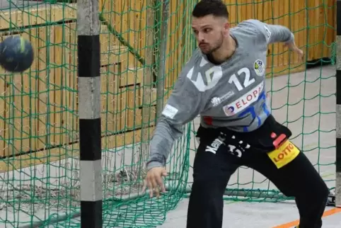 Will am Sonntag weniger Bälle passieren lassen: TSG-Torhüter Daniel Schlingmann.
