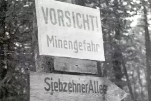 WarnenEntlang des Westwalls wurden in der Pfalz 60.000 Minen verlegt, schätzt der Landauer Historiker und Westwall-Experte Rolf 
