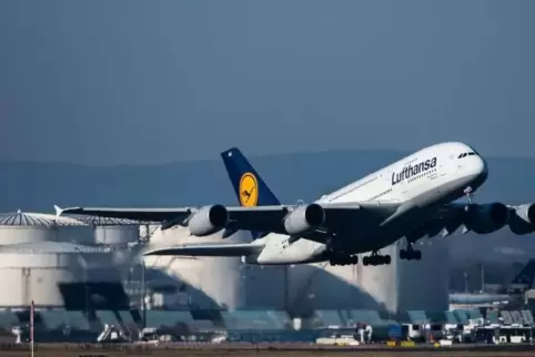 Vom Frankfurter Flughafen heben viele rheinland-pfälzische Politker ab.
