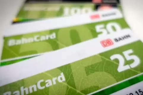 Rund fünf Millionen davon gibt es in Deutschland: Die Bahncard.