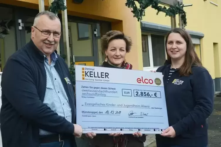 Eine Spende in Höhe von 2856 Euro erhielt das Evangelische Kinder- und Jugendheim von der Firma Dietmar Keller.