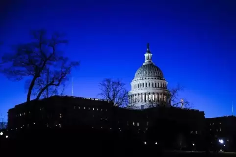 Historische Nacht im Washingtoner Kapitol: Erst zwei Mal hatte bisher der Kongress dafür gestimmt, einen Präsidenten aus dem Amt
