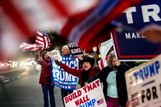 Sie bleiben Trump treu: Republikaner-Wähler am Mittwoch im kalifornischen Claremont.