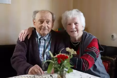 Albert Eck mit seiner Frau Liesel zur Diamantenen Hochzeit Anfang des Monats.