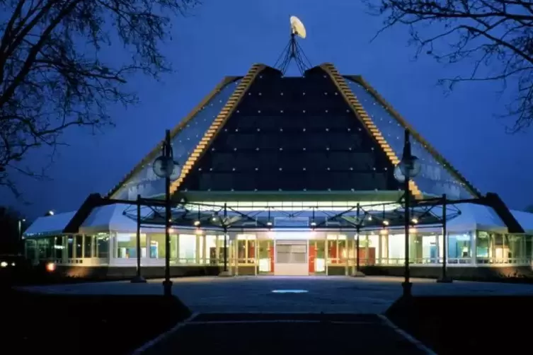 Für Fans von Sternen ein äußerst beliebter Ort: das Planetarium in Mannheim.