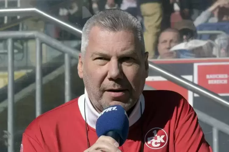 Seit 1996 FCK-Stadionsprecher: Horst Schömbs.