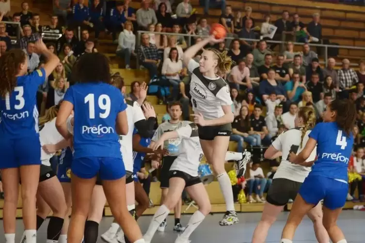 Deutschland gegen Frankreich: Rodalben war erstmals Schauplatz eines Handball-L&auml;nderspiels.