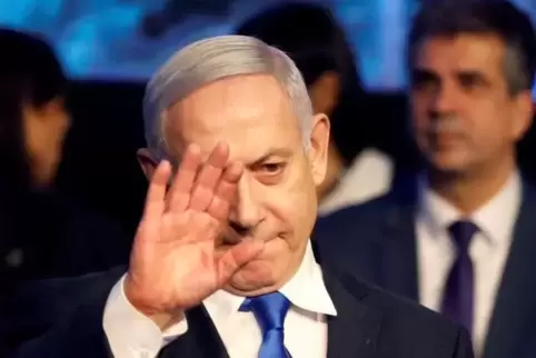 König Bibi – so nennen seine Fans den israelischen Premier. Benjamin Netanjahu will trotz Korruptionsanklage weiter an der Macht