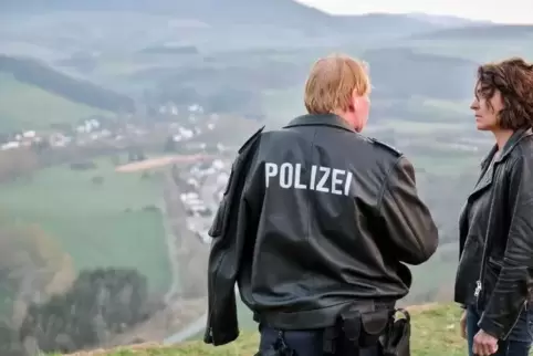 Bei den 37 Erstausstrahlungen eines „Tatort“-Krimis saßen 2019 im Schnitt 9,00 Millionen Zuschauer vor dem Bildschirm.