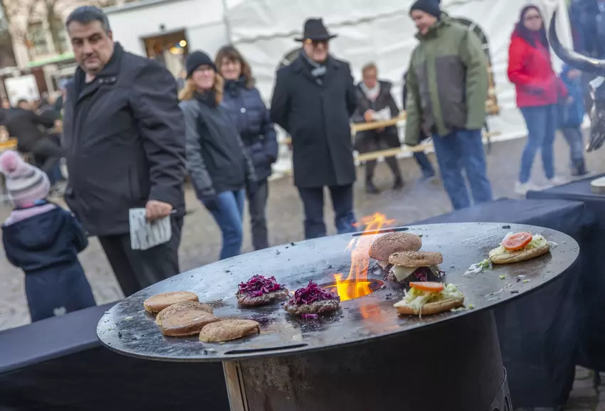 Streetfood-01.jpg