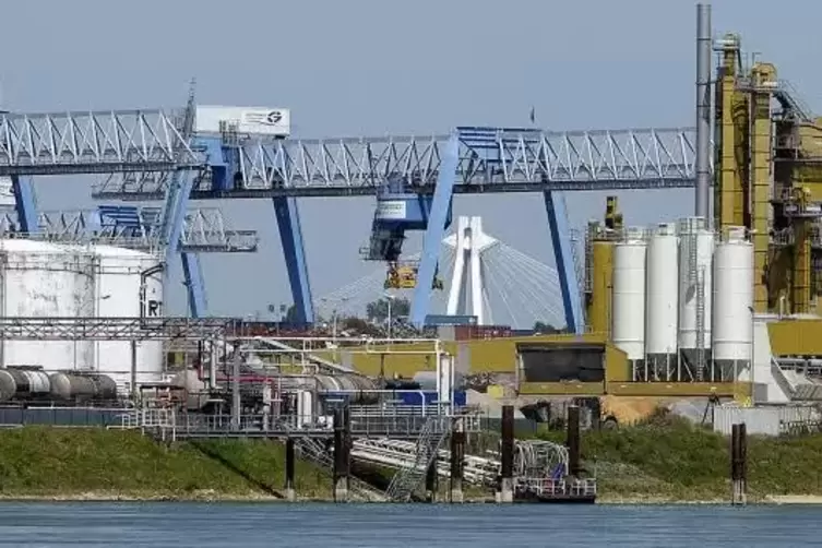 Ein Blick in den Kaiserwörthhafen.