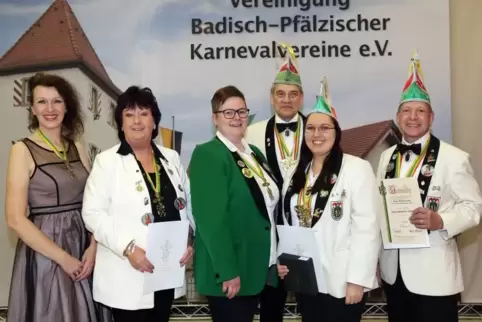 Bei der Verleihung des „Goldenen Löwen“ in Speyer (v.l.): Ramona Marischka-List (Donsieders), Martina Christoffel (Pirmasens), J