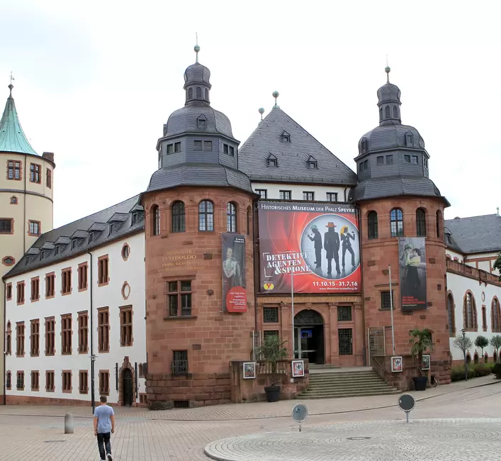 Historisches_Museum_der_Pfalz_Speyer_Lenz.JPG