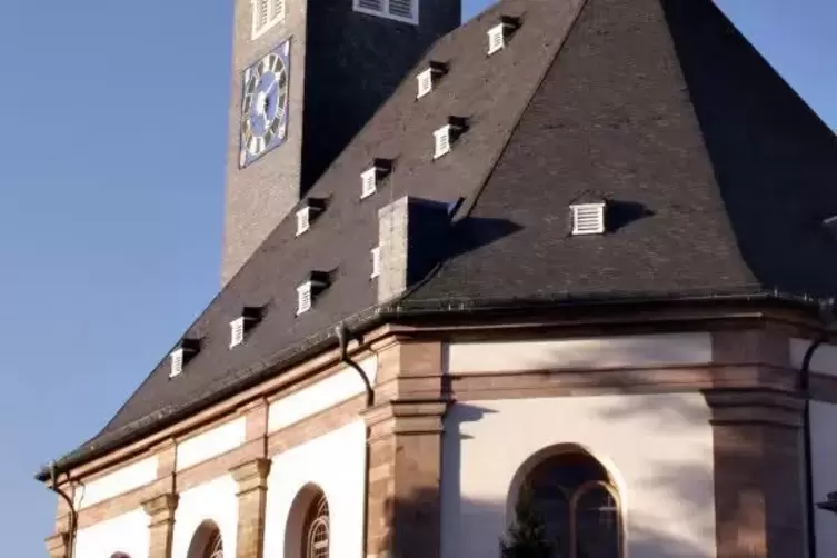 Der Taizé-Projektchor probt in der Karlskirche.