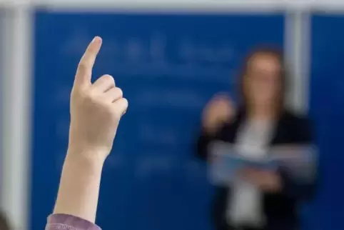 Gute Schüler, schlechte Schüler: Beim Pisa-Test zeigten sich Lücken beim Leseverständnis. Auch darüber will Bildungsministerin S